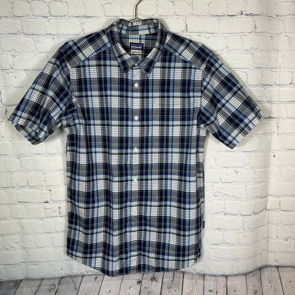 Patagonia Mens Large Blue Plaid Organic Cotton Short Sleeve Button Down Shirt